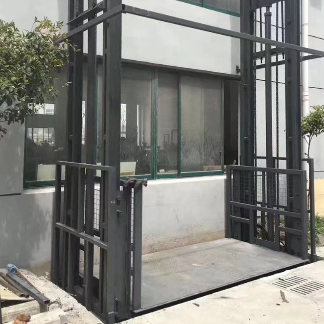 建华5吨室外升降货梯